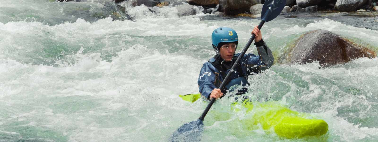 Corso di kayak avanzato presso Sesia Rafting asd